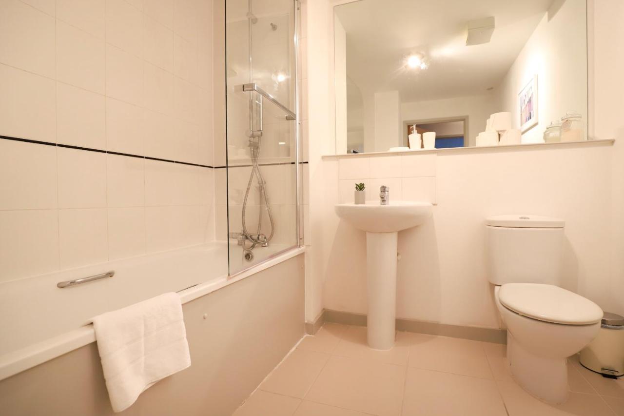 Beautiful 2 Bedroom Property In Borough London Exterior foto